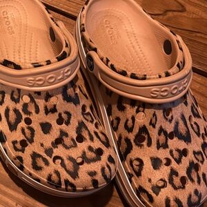 CROCS Tan Leopard Pattern Clogs